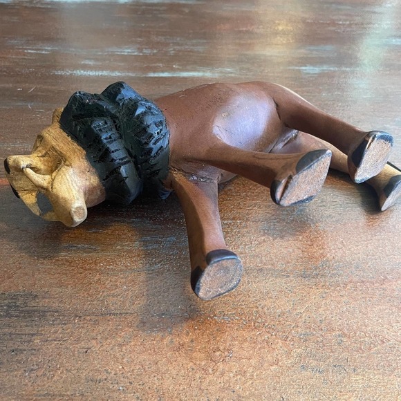 Hand Carved Wood Lyon Toy Figure 10" - Picture 7 of 10